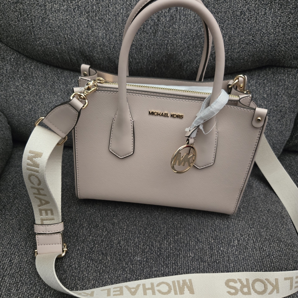 Michael Kors Pink Handbag
